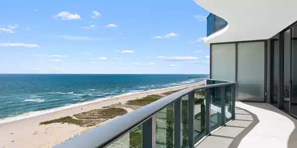900 N Ocean Boulevard