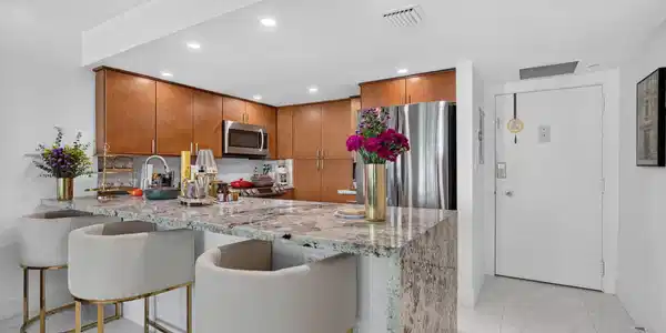 Image 4: 3-web-or-mls-3015-1010