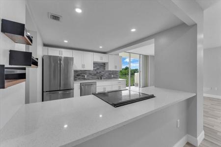 11111 Biscayne Blvd