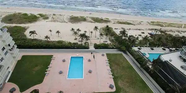 Image 2: POOL AREA