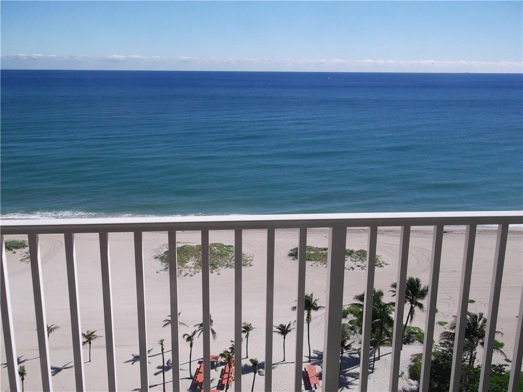Image 3: BALCONY