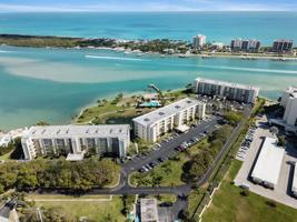 200 Intracoastal Place