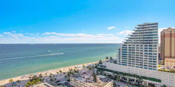 153 N Seabreeze Blvd