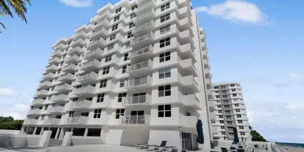 Image 2: 4511 S Ocean Blvd U205-29