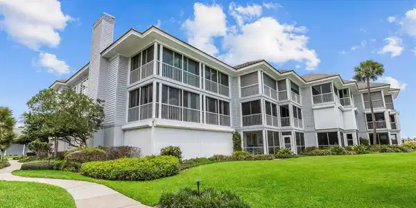 1903 Bay Road