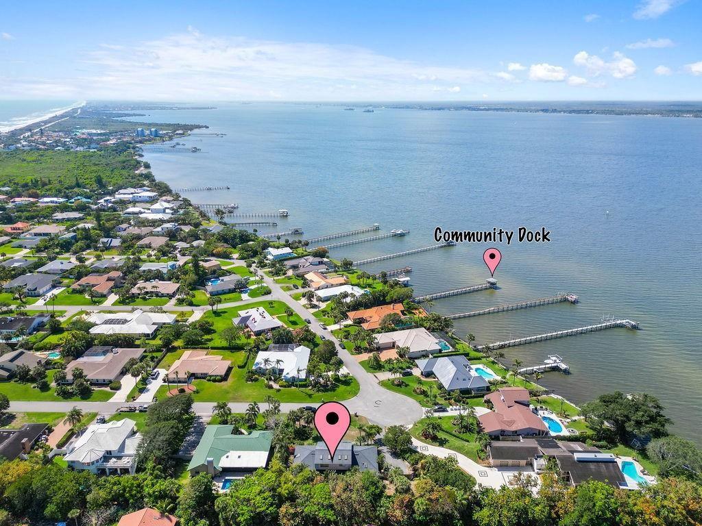 Image 4: Community Dock