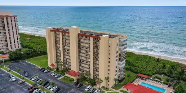 4250 N Highway A1a
