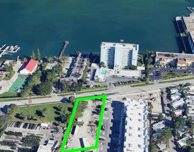 3139 Lake Shore Drive