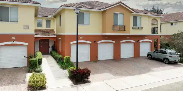 40 SE Sedona Circle