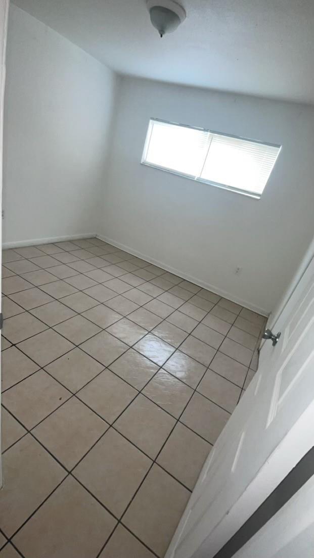 Image 4: Photo 4