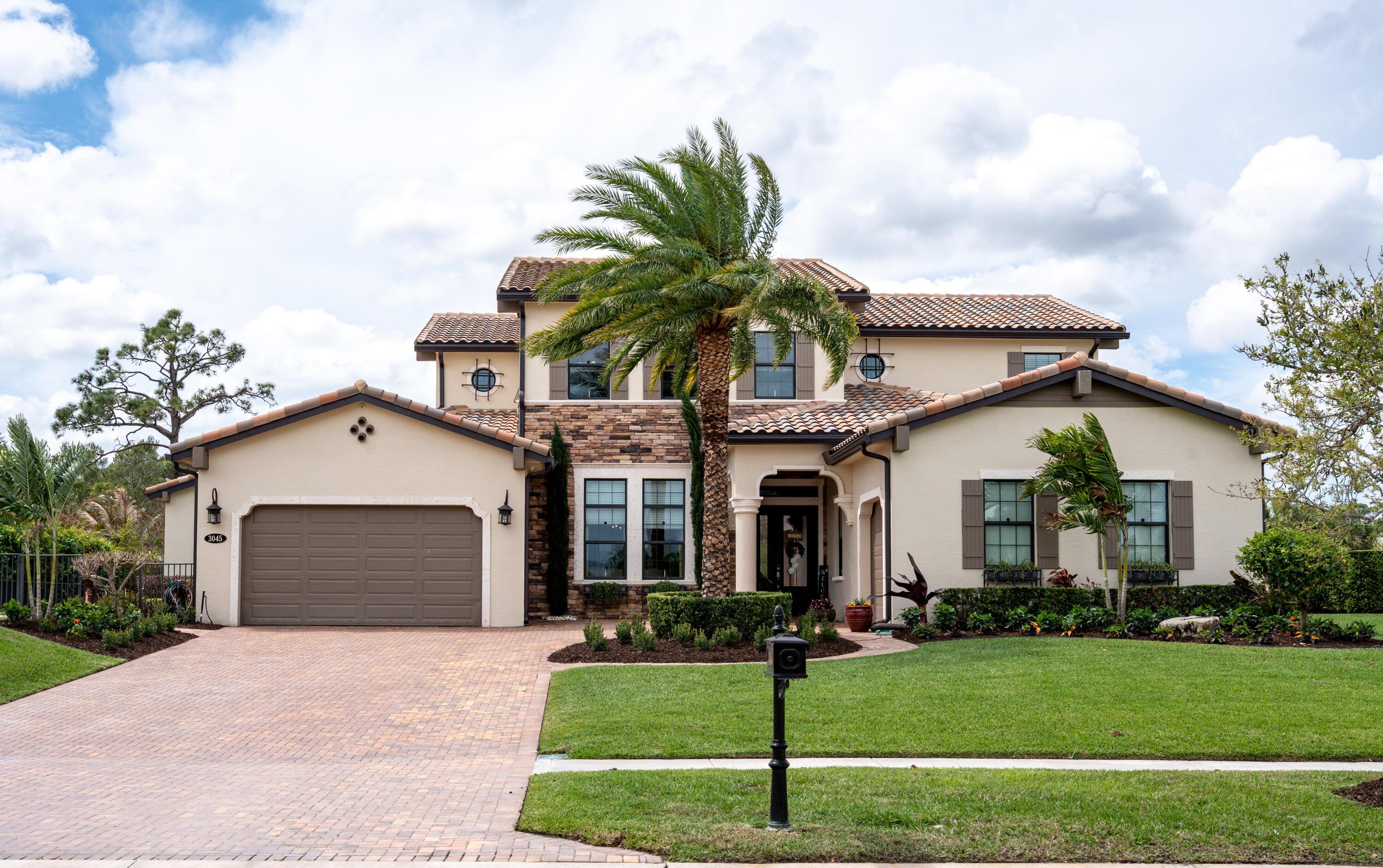 Image 1: 3045 NW Radcliffe Way