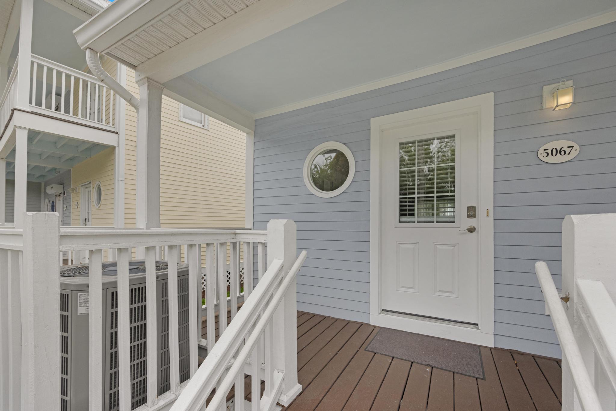 Image 4: Step into your new home