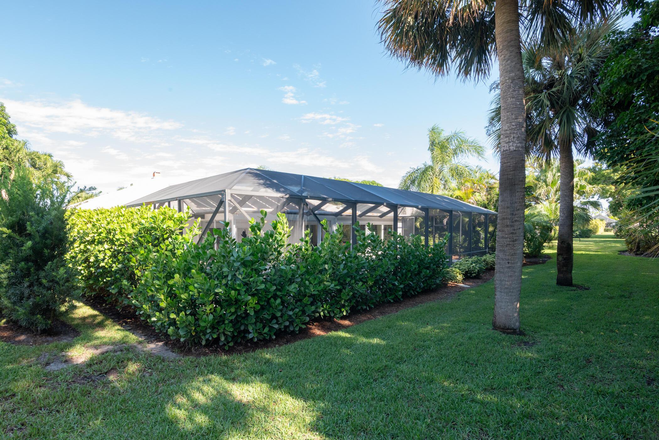 Image 4: &copy; Clark- 3372 Se Court Drive-035