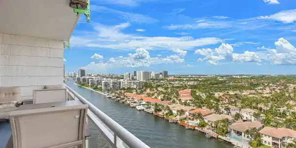 1600 S Ocean Drive