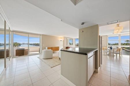 2200 S Ocean Boulevard