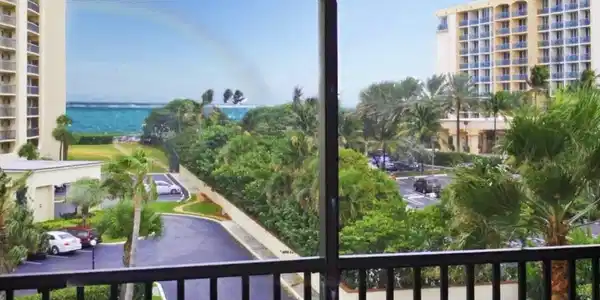 500 Ocean Trail Way