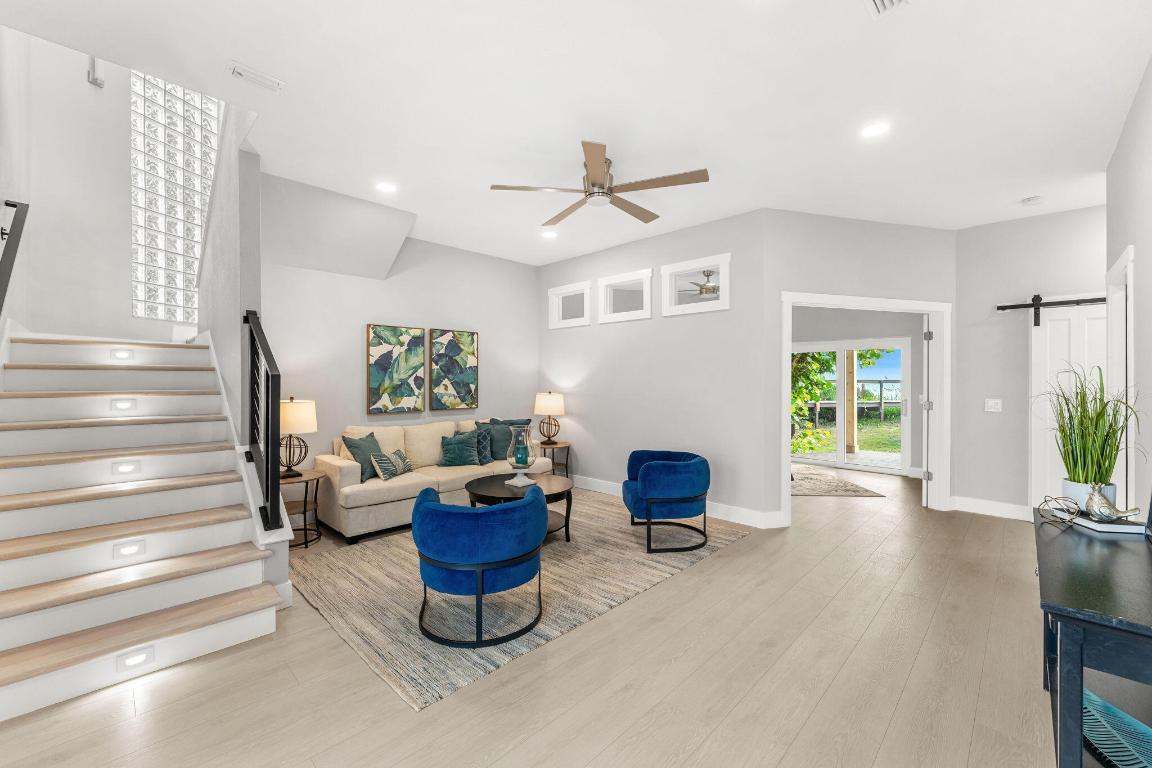 Image 3: 16-web-or-mls-DSC05028-HDR