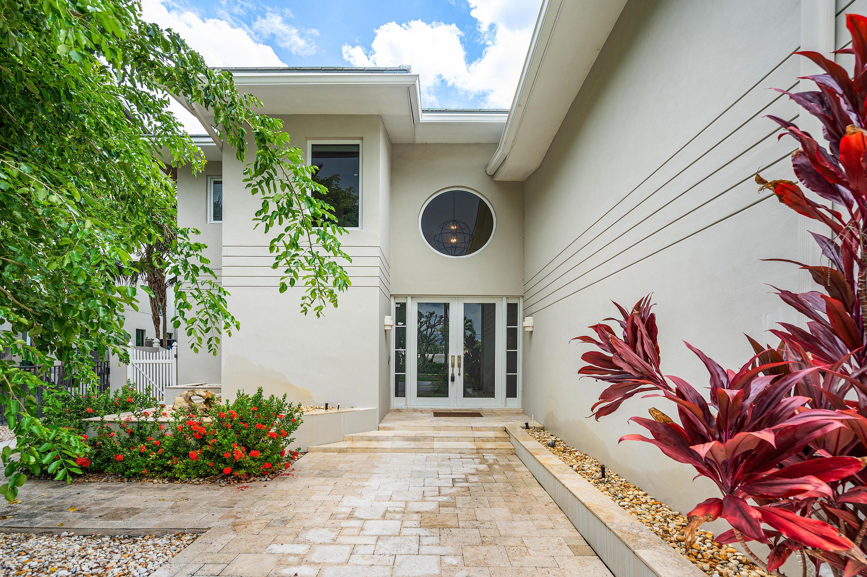 Image 2: 038-1906BayDrive-PompanoBeach-FL-33062-F