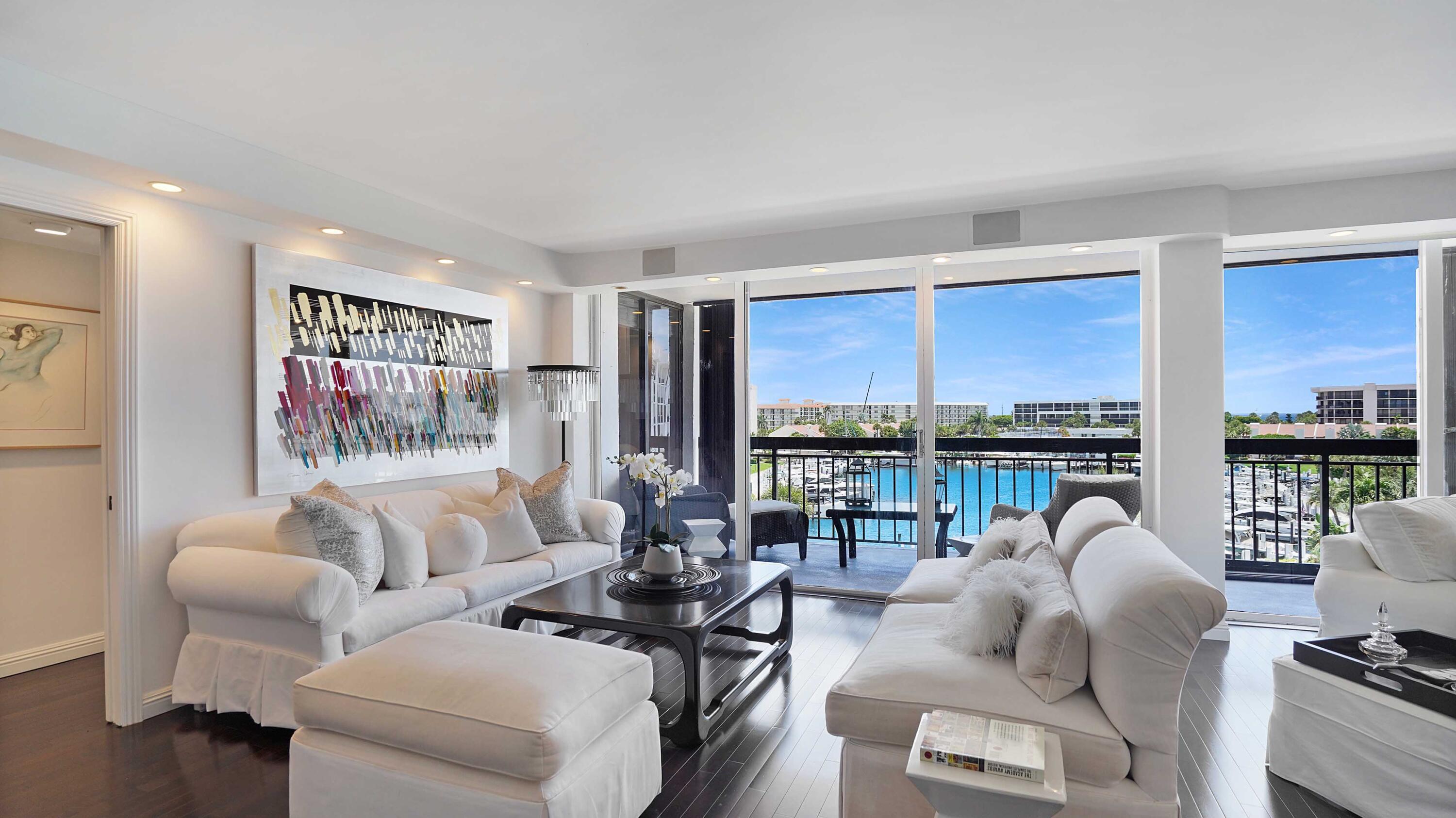 Image 4: Indoor&ndash;Outdoor Living