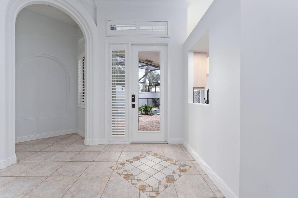 Image 4: 18-web-or-mls-DSC04830