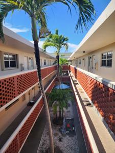 2301 NE 14th St Causeway