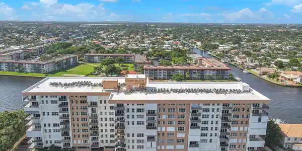 1150 Hillsboro Mile