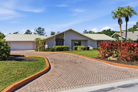 5151 SE Burning Tree Circle