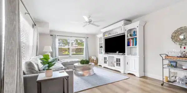 2401 SW Danbury Lane