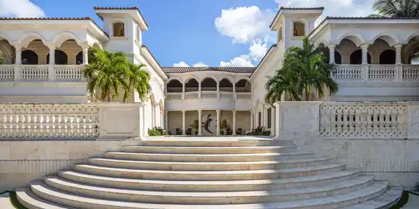 Image 3: Marble Exterior