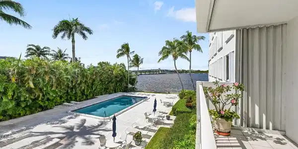 2860 S Ocean Boulevard