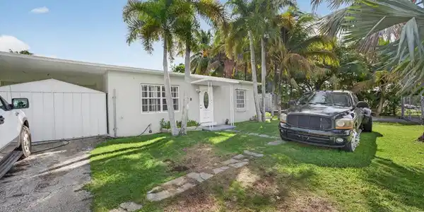 15020 Garfield Drive