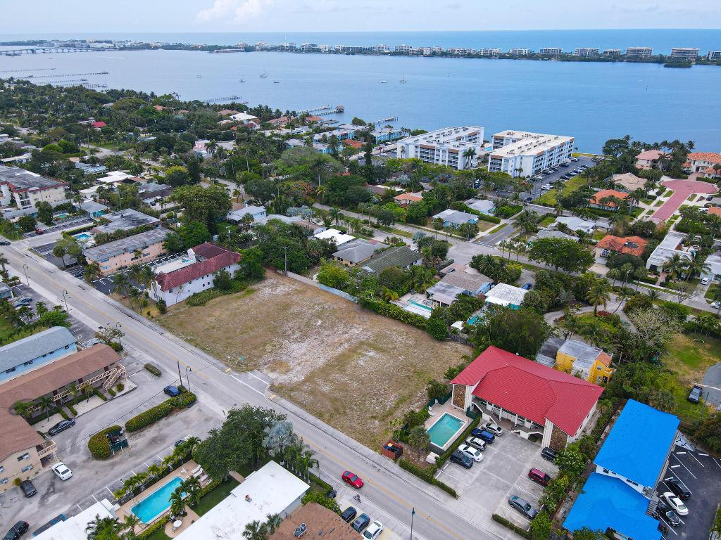 Image 2: 1600 S Federal (1)