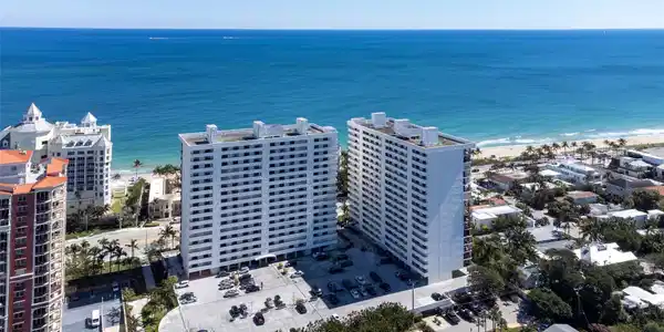 1905 N Ocean Boulevard