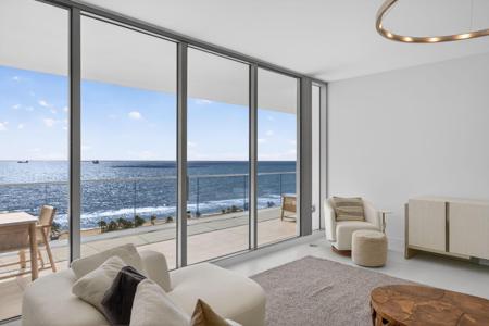 153 N Seabreeze Boulevard