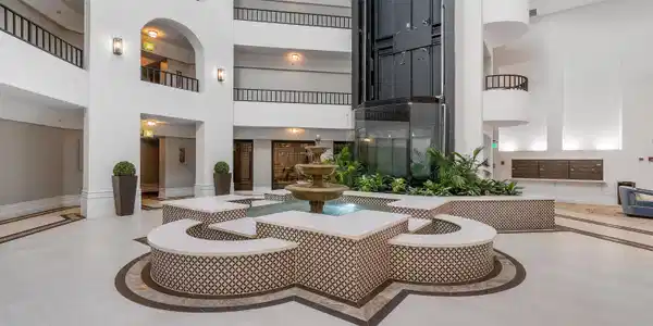Image 4: 032-100Southeast5thAvenue-BocaRaton-FL-3