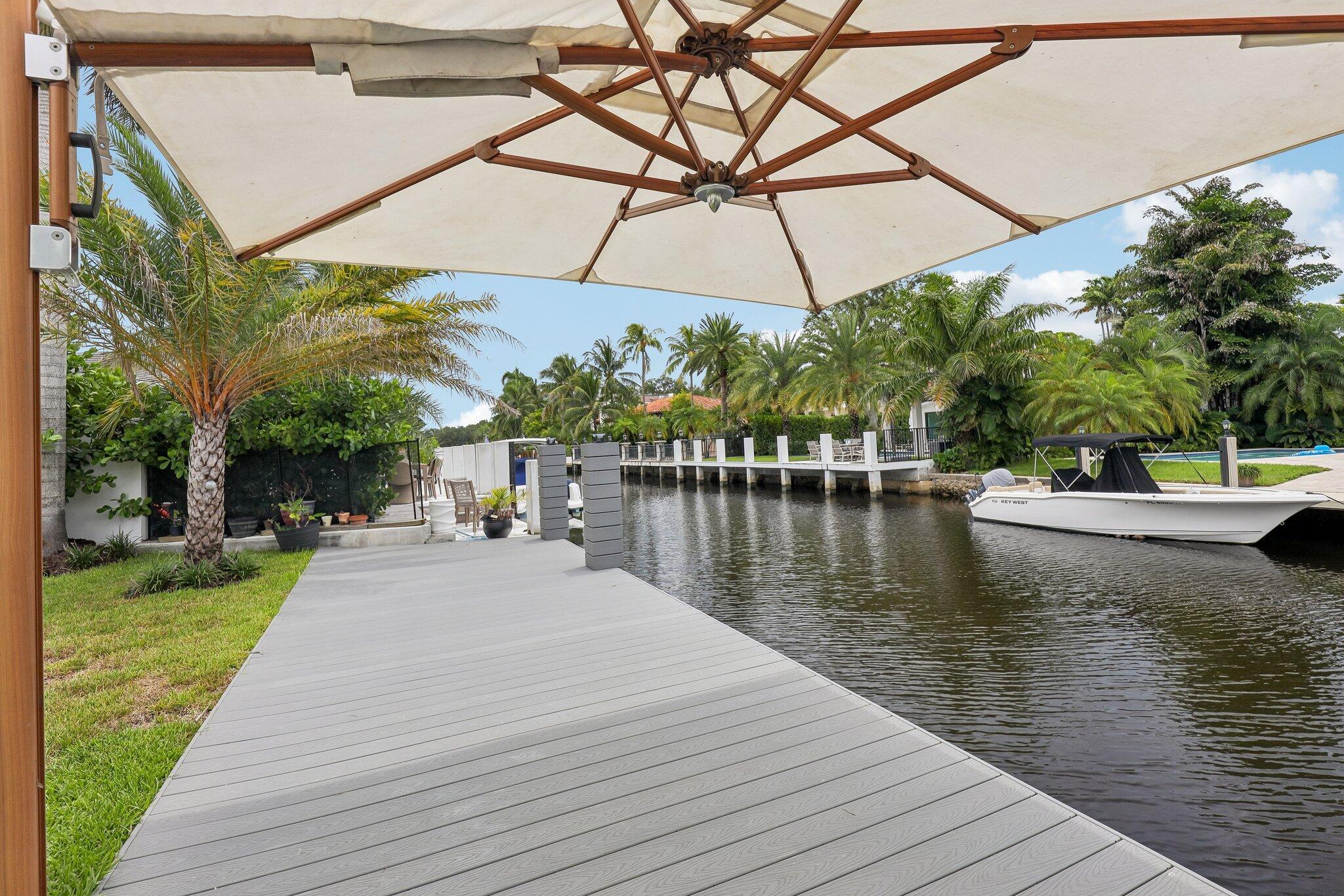 Image 3: 4