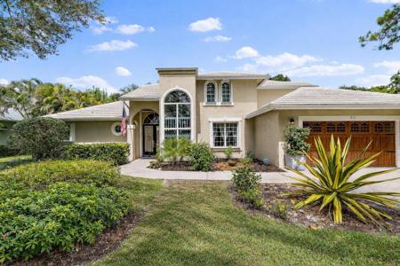19115 SE Coral Reef Lane