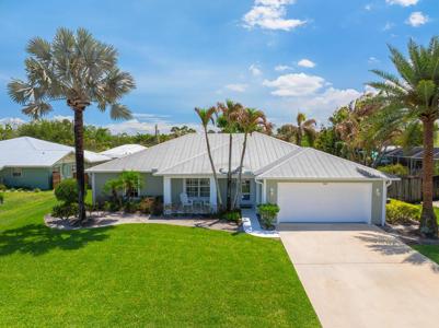 5064 SE Horseshoe Point Road