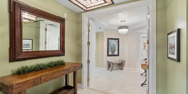 Image 3: ELEVATOR LOBBY ENTRANCE
