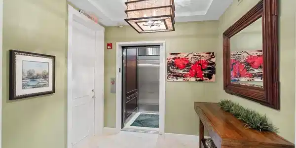 Image 4: ELEVATOR LOBBY ENTRANCE