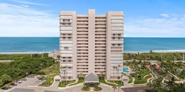 5051 N Highway A1a