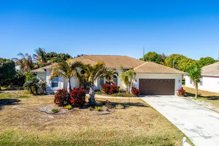 3210 SE Otis Lane