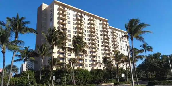 2000 S Ocean Boulevard
