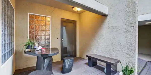 Image 3: 5-web-or-mls-5-web-or-mls-699A7552
