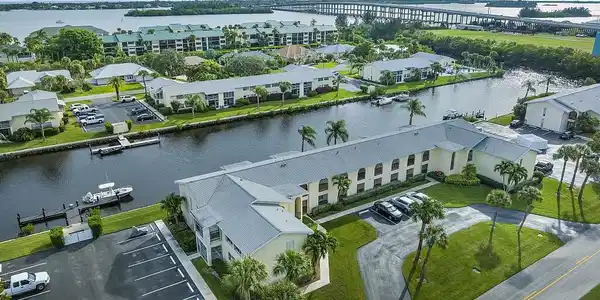 1860 Robalo Drive
