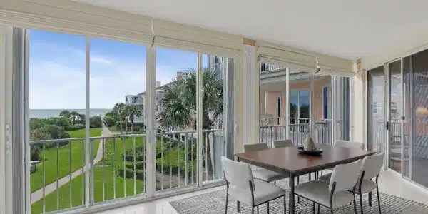 5690 Highway A1a