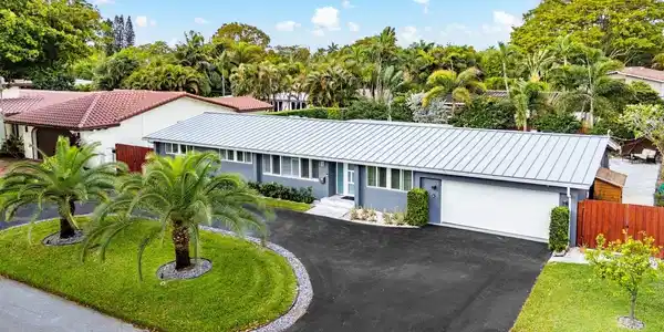 2625 NE 27th Way