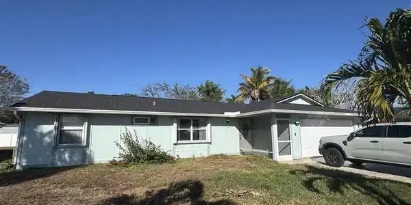 607 SE Dean Terrace