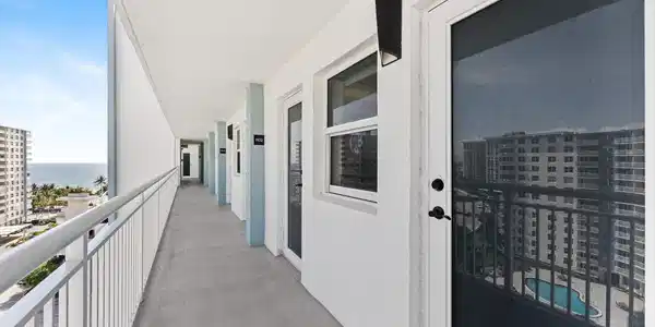 Image 2: 02-2