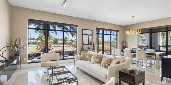 200 E Palmetto Park Road